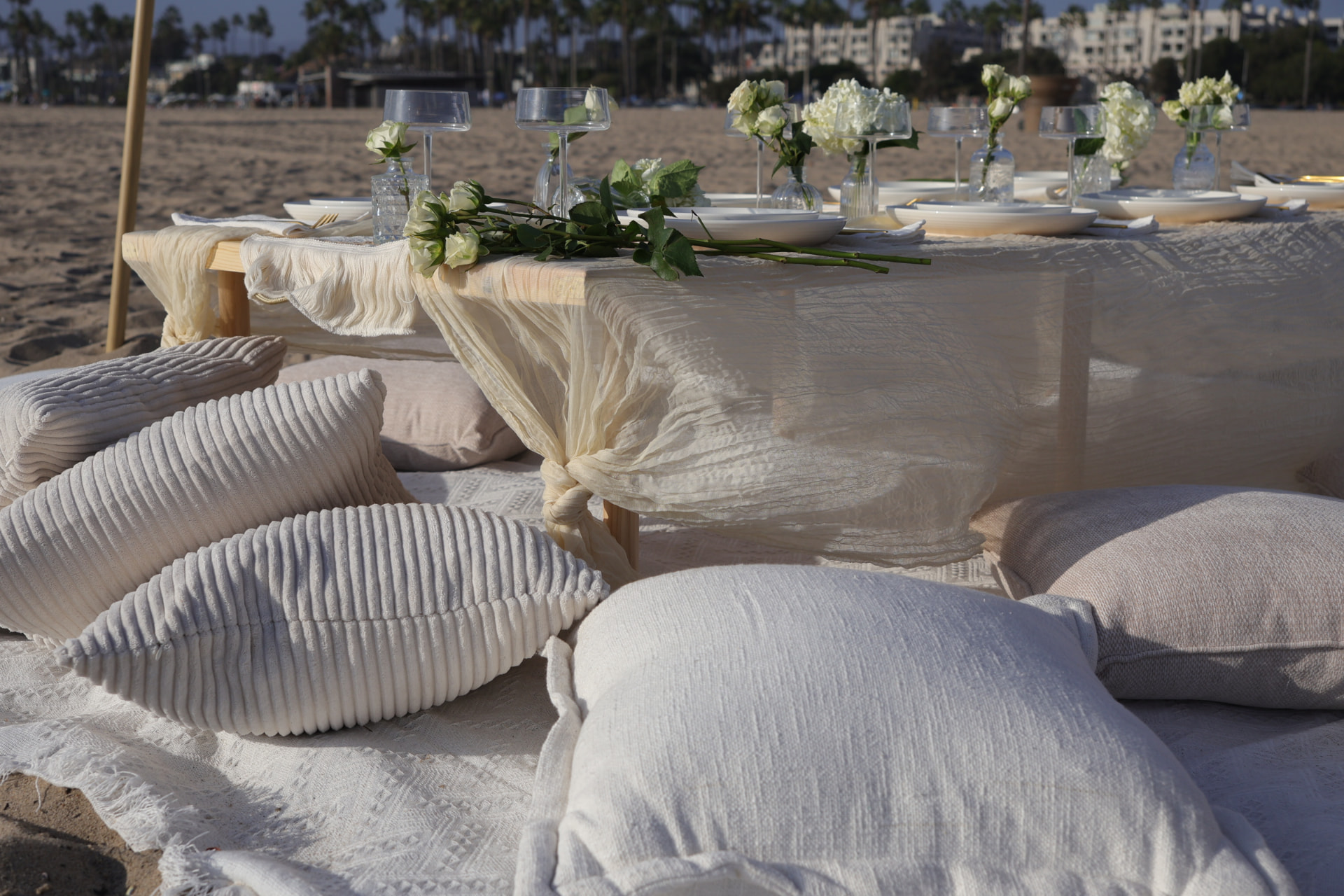 Neutral cream Picnella beach picnic